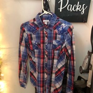 Medium Women’s Western Button Up